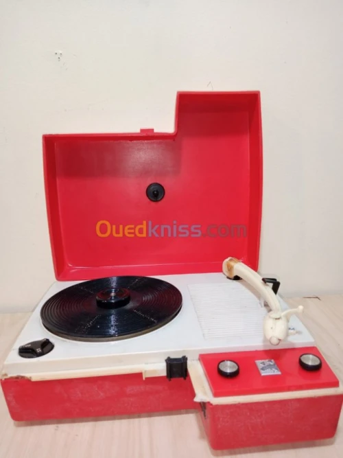 Tourne disque Europhon rouge