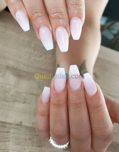 Onglerie à domicile 