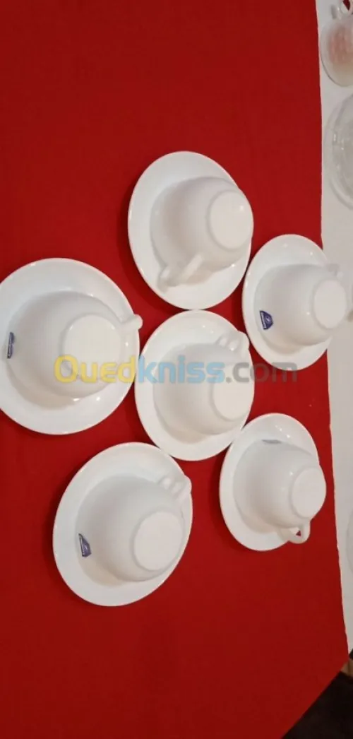 L'occasion chaises tables fête