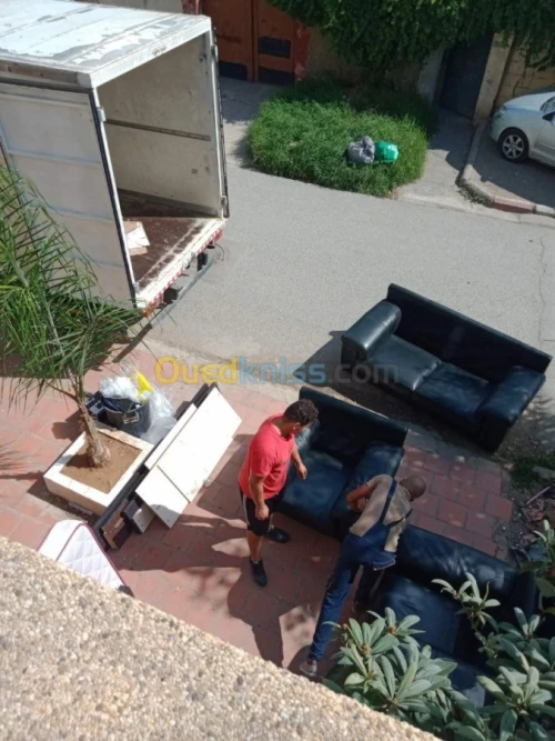 Déménagement  transport distribution 