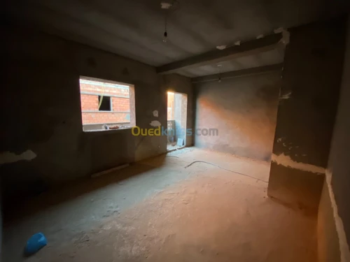 Vente Appartement F6 Tiaret Frenda