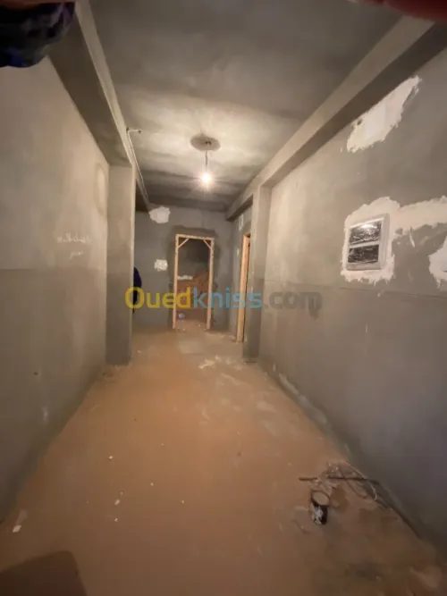 Vente Appartement F6 Tiaret Frenda