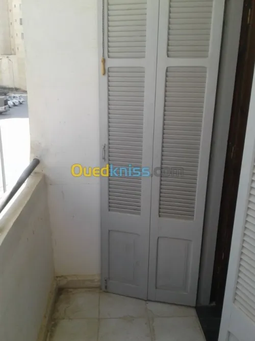 Location Appartement F3 Alger Bordj el bahri