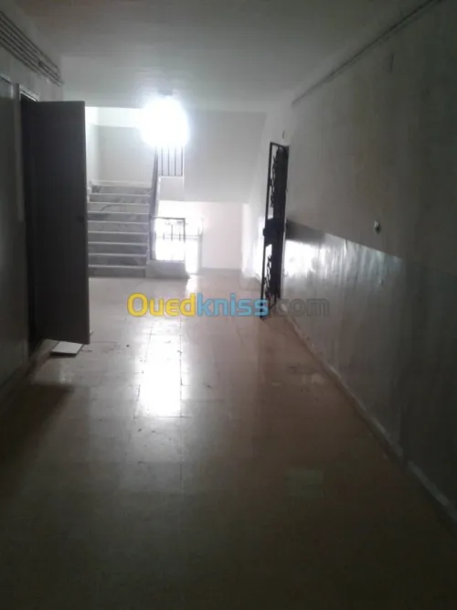 Location Appartement F3 Alger Bordj el bahri