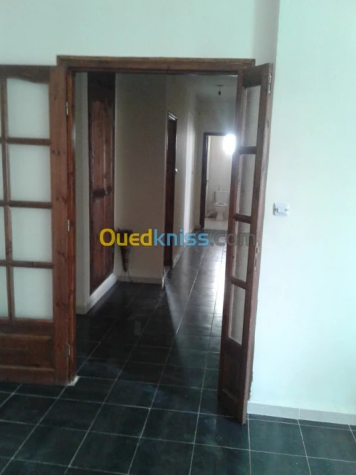 Location Appartement F3 Alger Bordj el bahri