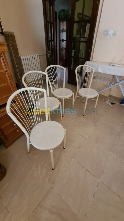 Chaises 
