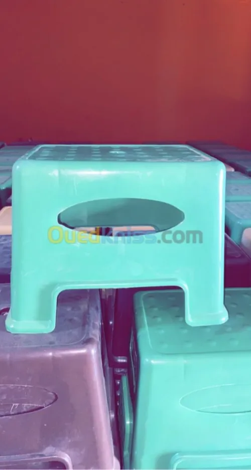2Machine Billon 300T et moule tabouret