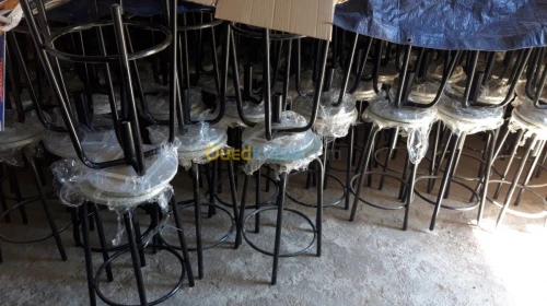 tabouret ascendant avec pose pieds
