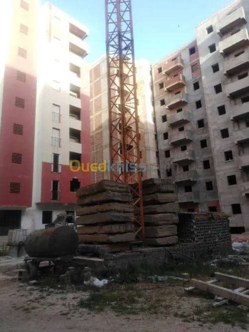 Grue LIEBHERR 40LC