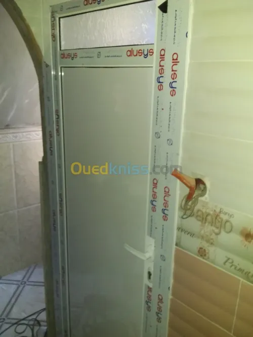 Menuiserie aluminium نجارة الألمنيوم