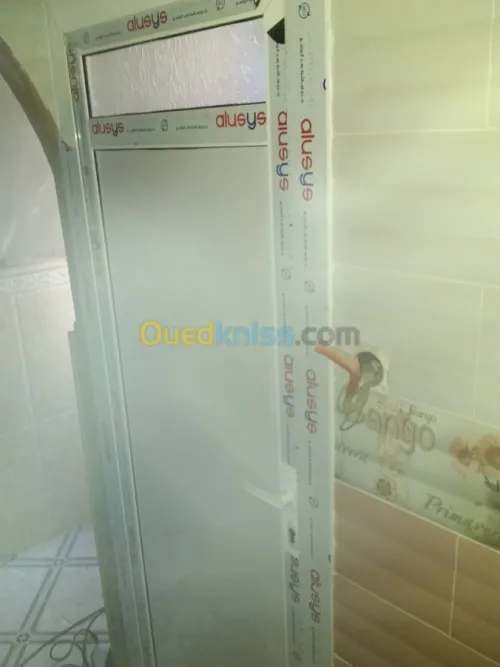 Menuiserie aluminium نجارة الألمنيوم