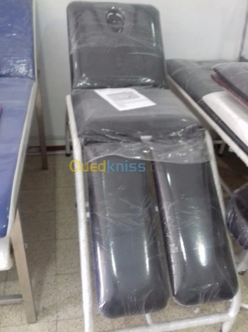 Table de massages et de consultation