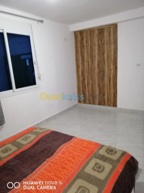 Location vacances Appartement F3 Skikda Collo