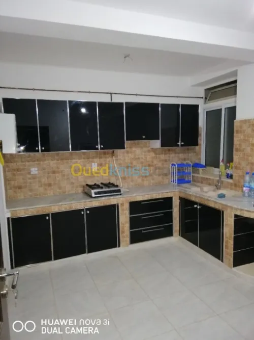Location vacances Appartement F3 Skikda Collo