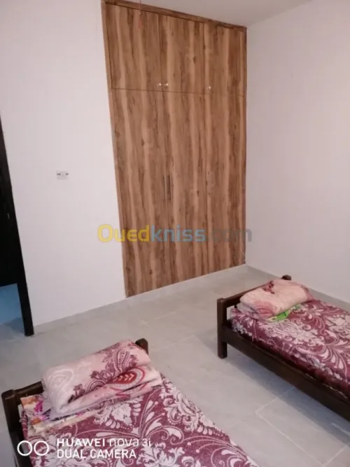 Location vacances Appartement F3 Skikda Collo