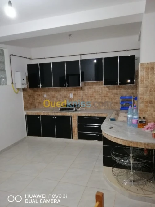 Location vacances Appartement F3 Skikda Collo