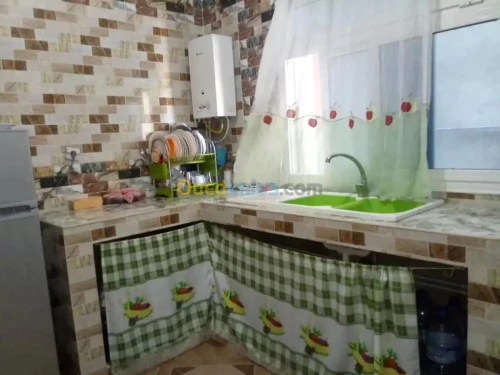 Location vacances Appartement F3 Skikda Collo