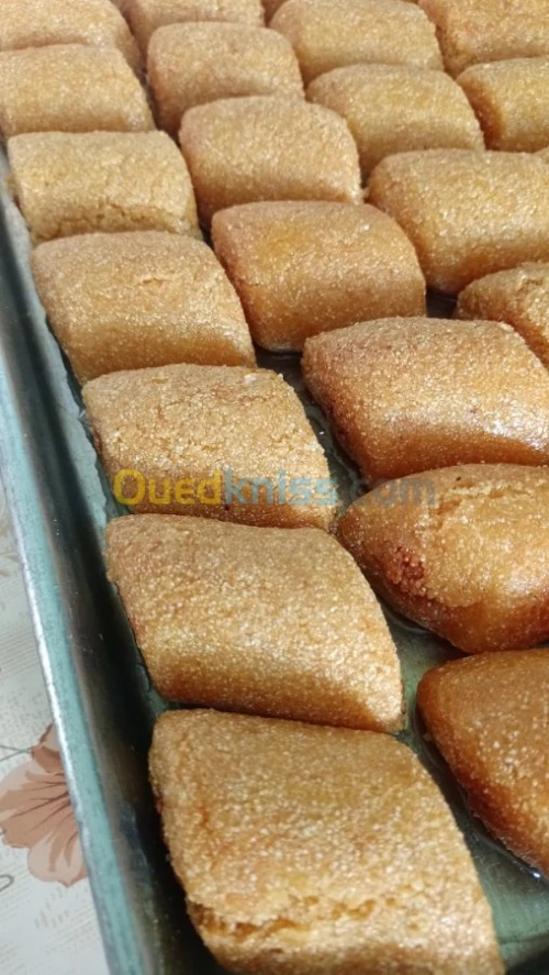 مقروط وحلويات makrout & gâteaux