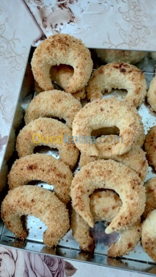 مقروط وحلويات makrout & gâteaux