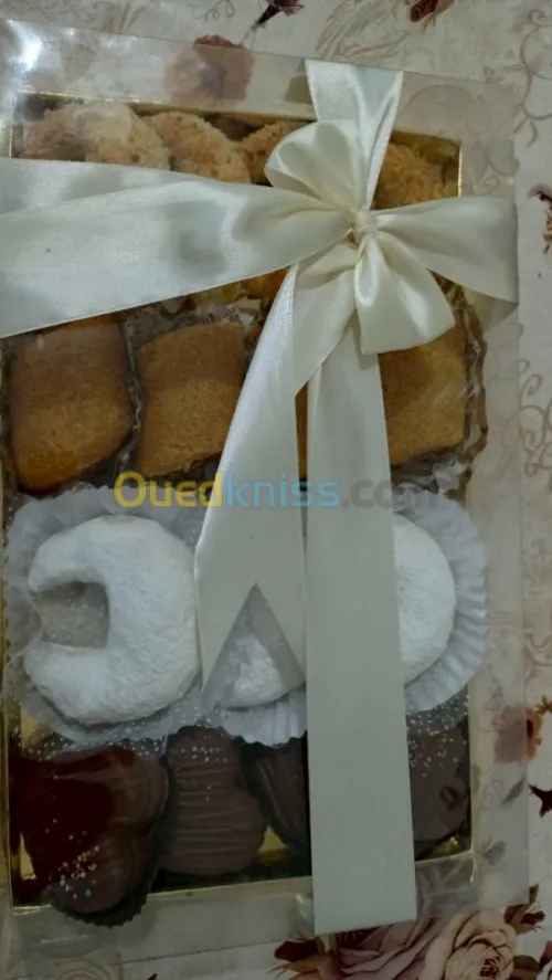 مقروط وحلويات makrout & gâteaux
