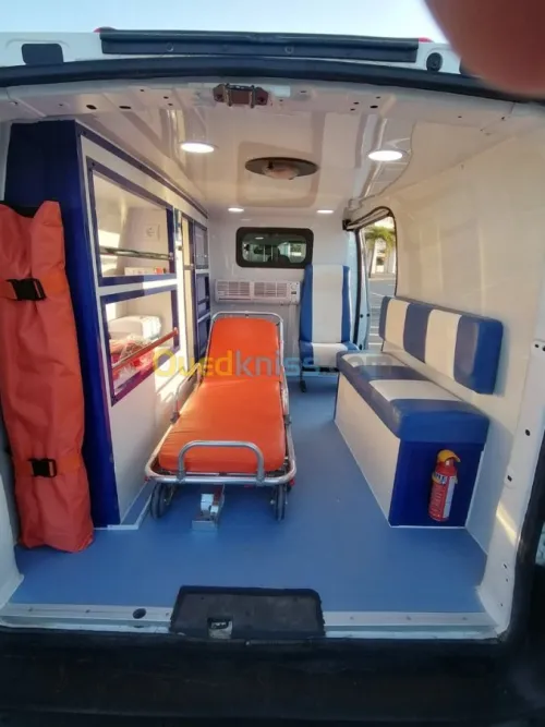 Ambulance privé transport sanitaire خدمات سيارات الاسعاف الخاصة