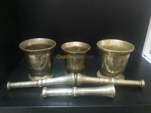 3 mortiers et pilons