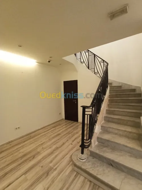 Location Local Oran Oran