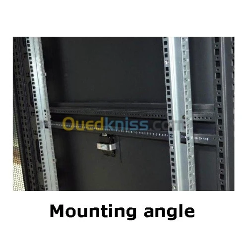 Armoire serveur, avec porte perforée