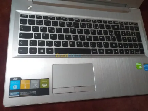 Pc Lenovo n9i bzf habat caba mn canada