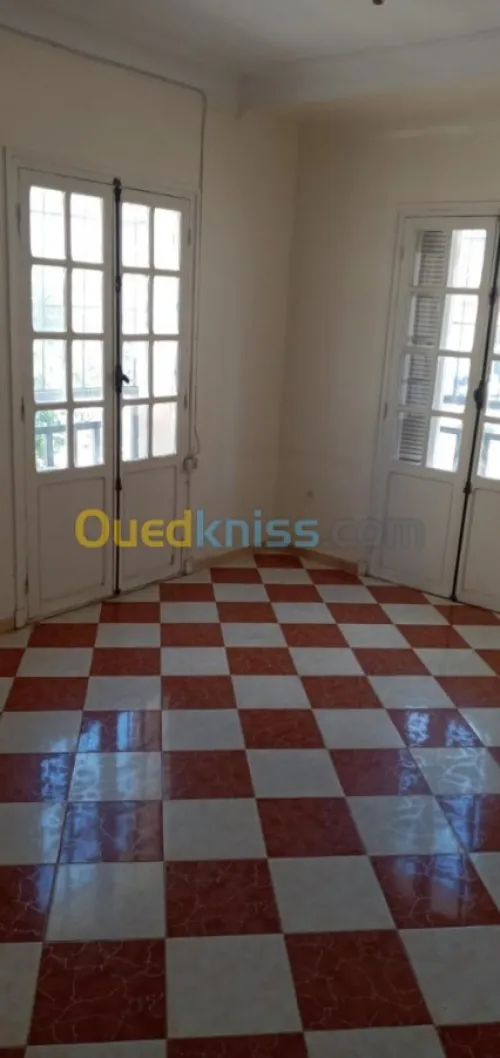Location Appartement F4 Oran Oran