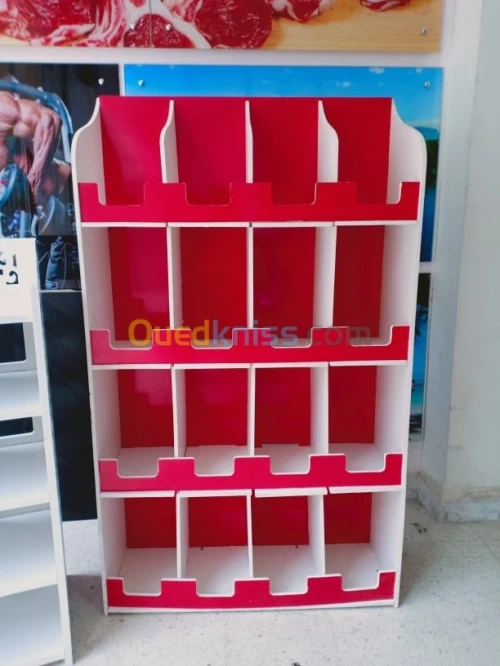 Fabrication des présentoirs en forex