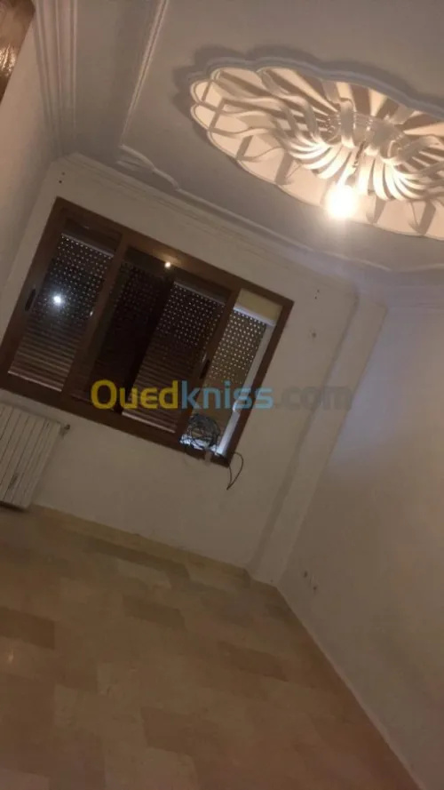 Location Appartement F4 Alger Kouba