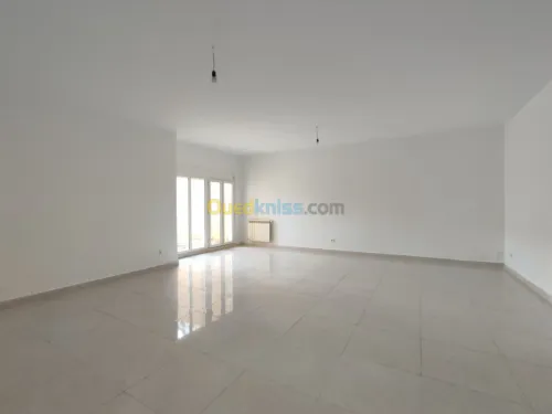 Location Appartement F4 Oran Oran