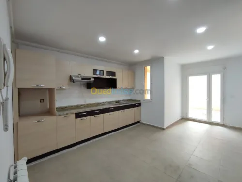 Location Appartement F4 Oran Oran