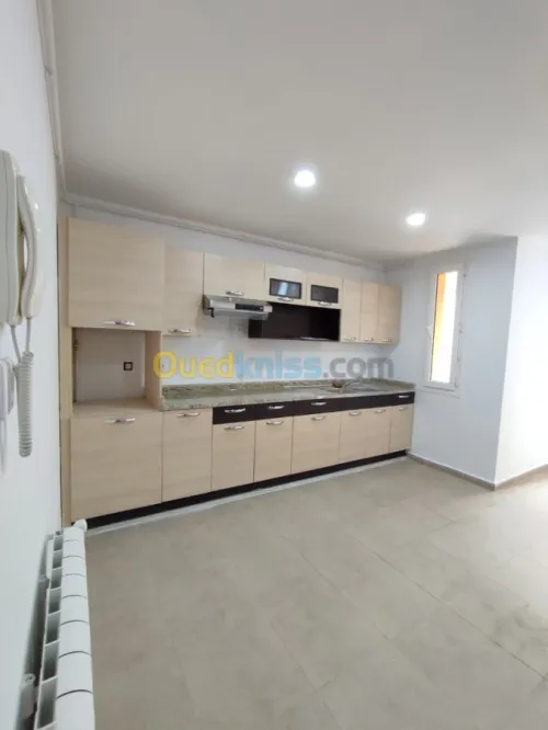 Location Appartement F4 Oran Oran