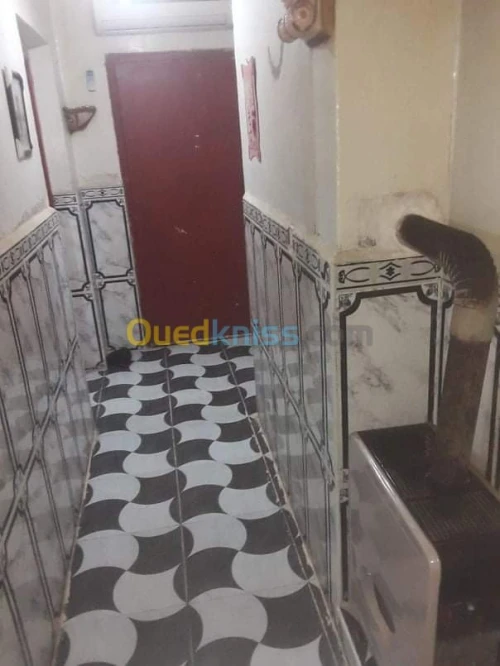 Vente Appartement F3 Alger Les eucalyptus