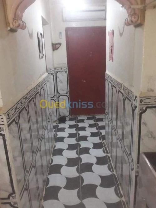 Vente Appartement F3 Alger Les eucalyptus