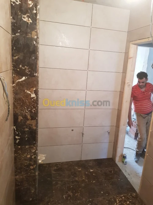 Faïencier carreleur