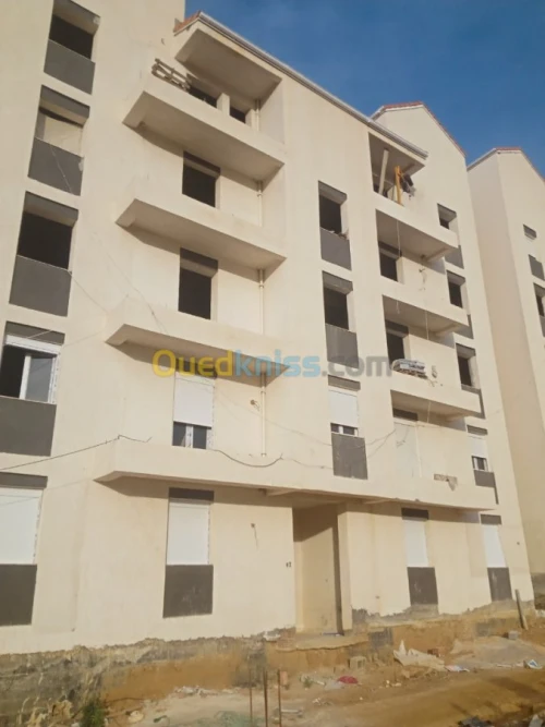 Entreprise de location de matériel et 