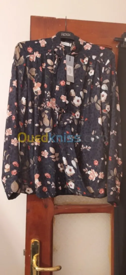 Vêtements classiques pour femme