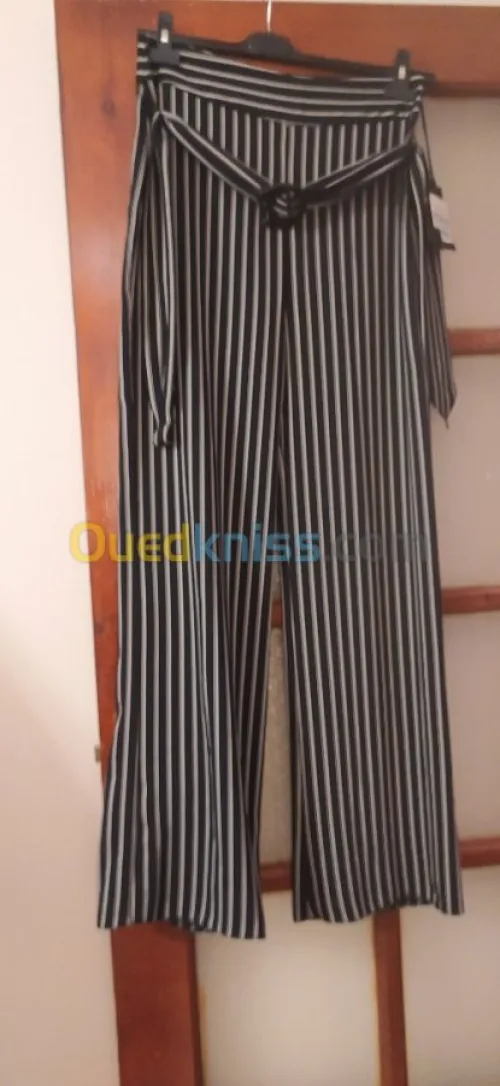 Vêtements classiques pour femme