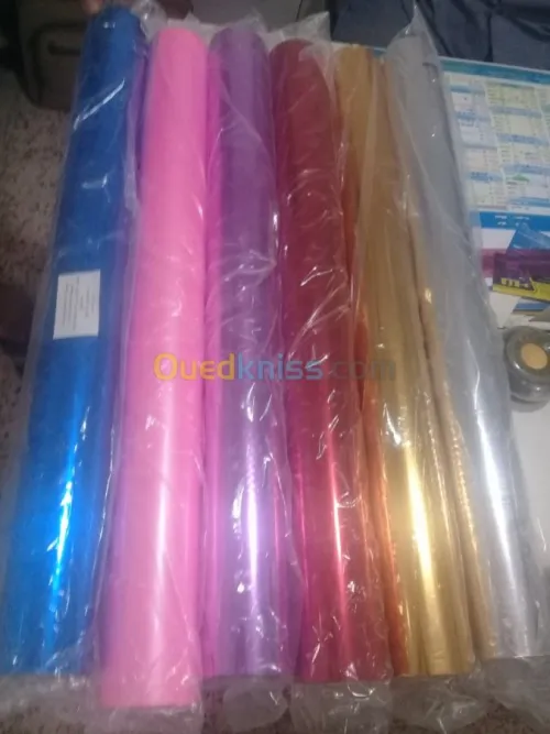 Foil hologramme et coloré 