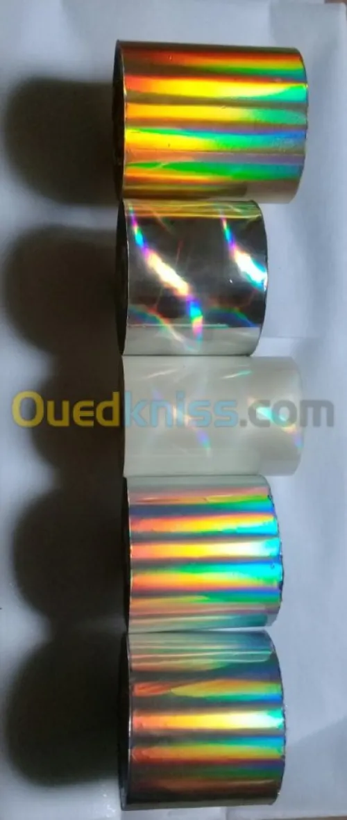 Foil hologramme et coloré 