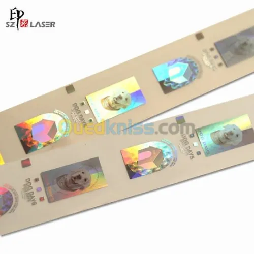 Foil hologramme et coloré 