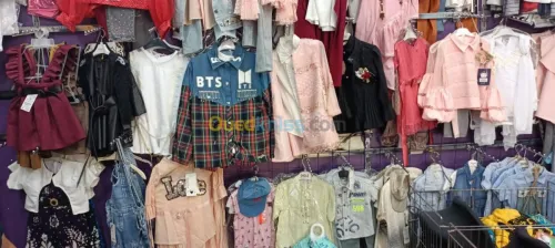 Liquidation vêtement enfants bébé fem 
