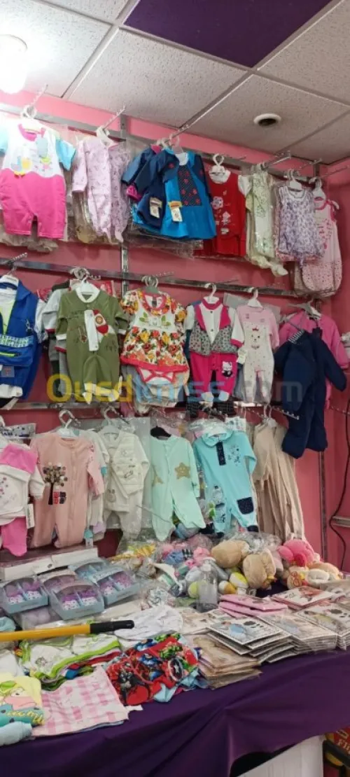 Liquidation vêtement enfants bébé fem 