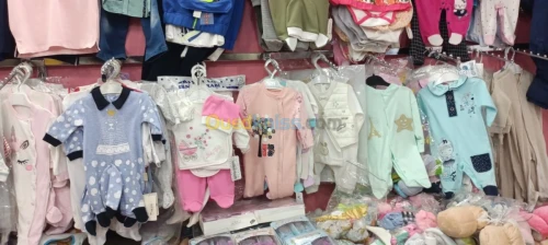 Liquidation vêtement enfants bébé fem 