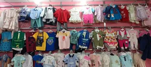 Liquidation vêtement enfants bébé fem 