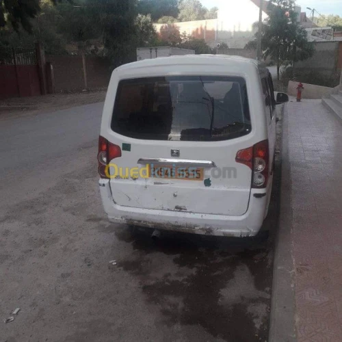 Zotye Z10 2013 Zotye