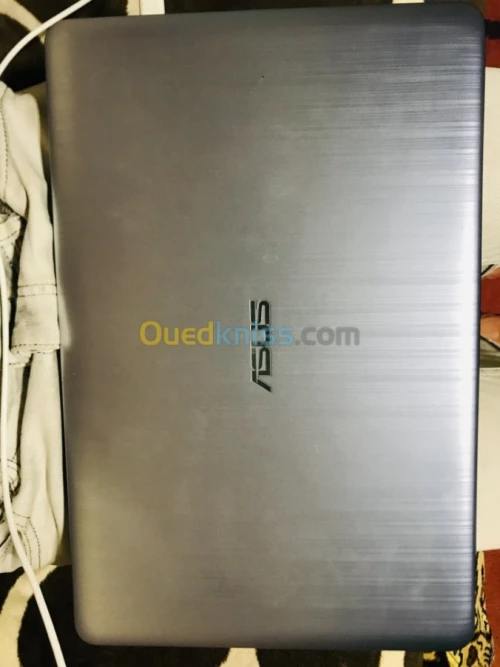 Asus VivoBook